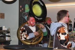 1488191196_k-IMG_9268